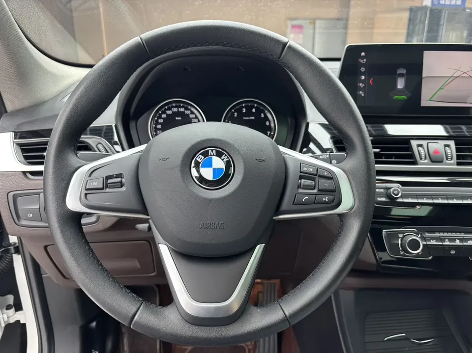 BMW X1 BMW X1 2022 sDrive20Li Fashion Edition 2022 — миниатюра 4