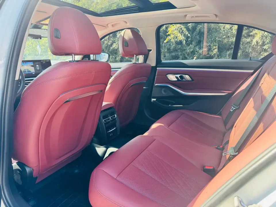 BMW 3 Series BMW 3 Series 2023 320Li M Sport Package 2024 — миниатюра 3