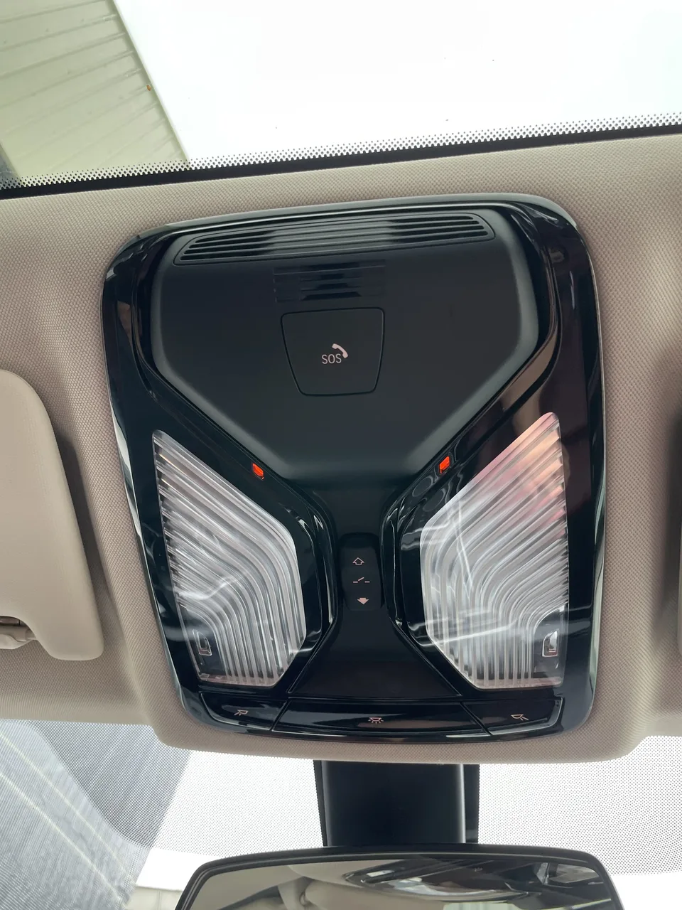 BMW 3 Series BMW 3 Series 2023 320Li M Sport Package 2023 — миниатюра 3