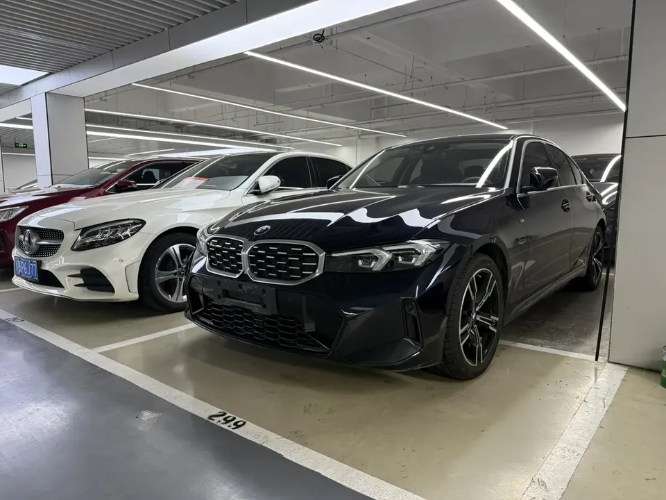 BMW 3 Series 2023