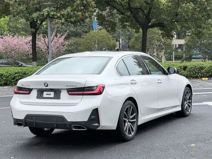 BMW 3 Series BMW 3 Series 2023 320Li M Sport Package 2024 — миниатюра 4