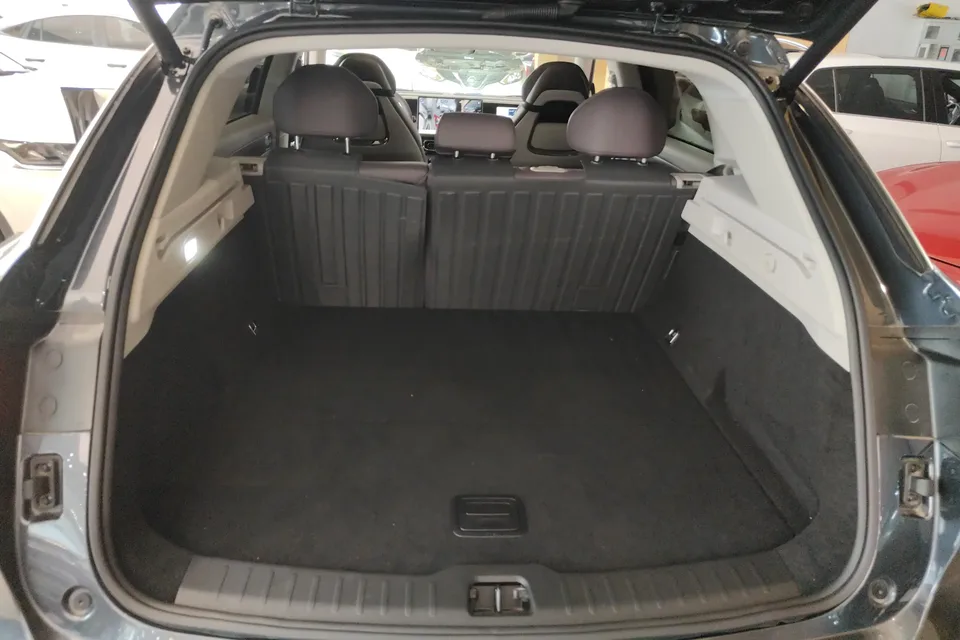 Leapmotor Zero running C11 Pure Electric 580 Premium Edition 2025 — миниатюра 3