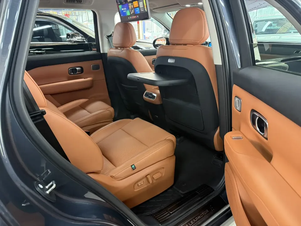 Leapmotor C16 Extended Range 200 Premium Edition 2025 — миниатюра 4
