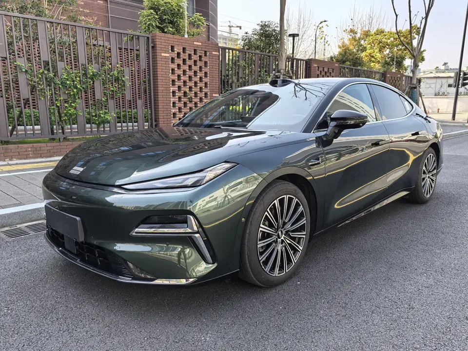 Geely Galaxy Star 8 PHEV 2025