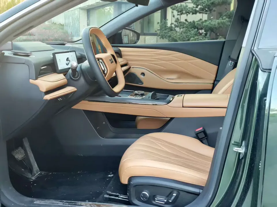 Geely Galaxy Star 8 PHEV 130km EM-P Starship Edition 2025 — миниатюра 3