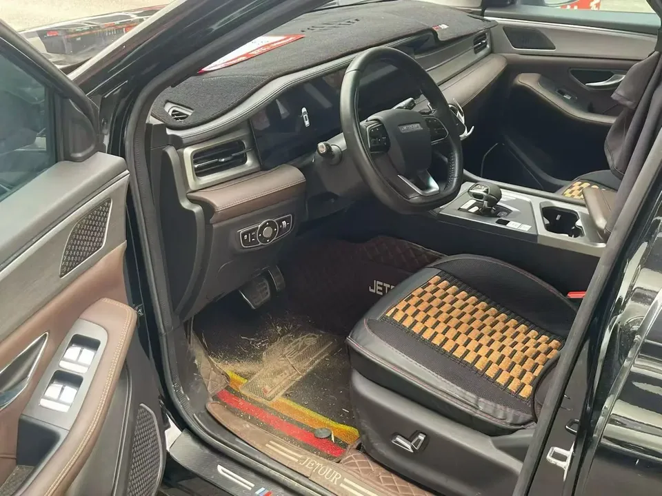 Jetour Jietu X90 PLUS model 1.6TD DCT flat layer+ 2023 — миниатюра 5