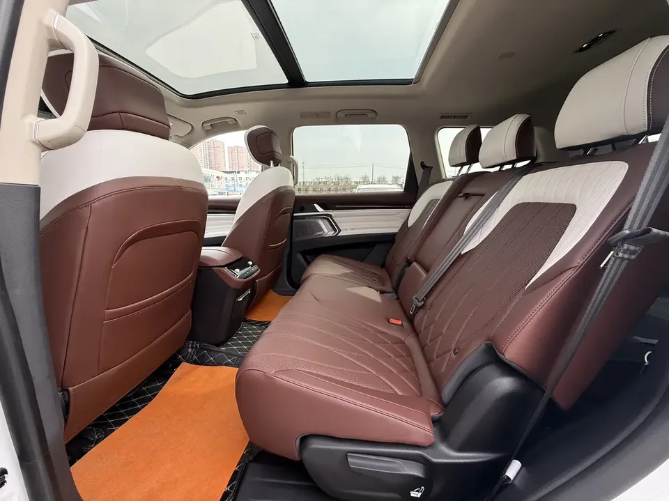 Datong Territory territory 2023 2.0T Gasoline Deluxe Edition 7 Seaters 2023 — thumbnail 4