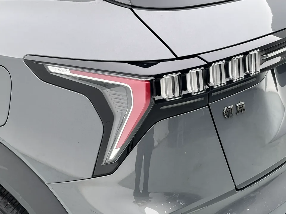 Lynk & Co 06 Lynk & Co 06 2023 Remix 1.5T Halo 2022 — миниатюра 2
