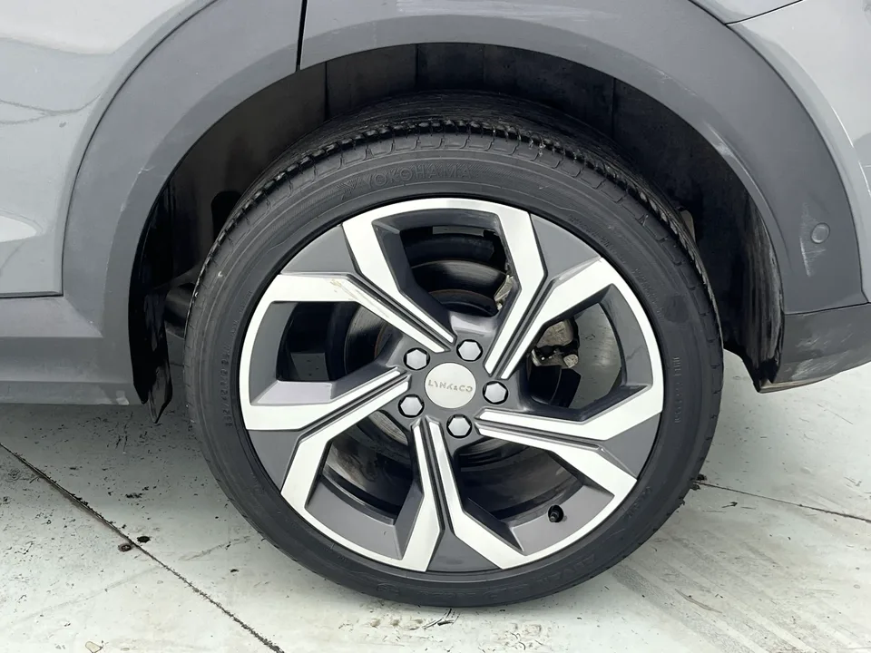 Lynk & Co 06 2022