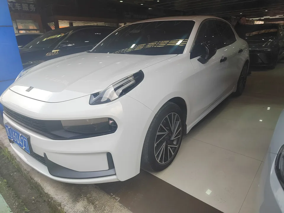 Lynk & Co 03 2022