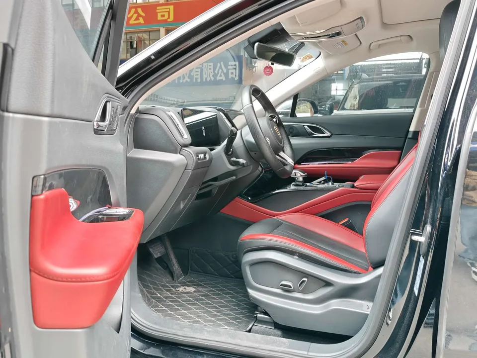 Hongqi HS3 1.5T Brave Edition 2024 — миниатюра 5