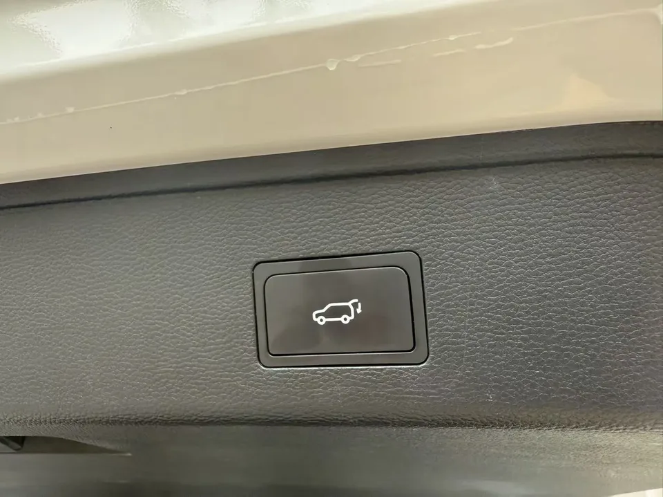 BAIC Beijing Off-road BJ30 Beijing Off-road BJ30 2024 1.5T DCT 2WD Light Wild Pro Edition 2024 — thumbnail 3