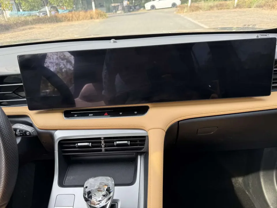 Roewe RX5 Roewe RX5 2023 Honor Sliding Screen Edition 2023 — миниатюра 5