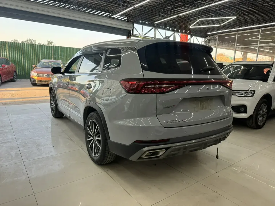 Chery Tiggo 8 Pro 290T two-wheel drive deep space version 5 seats 2023 — миниатюра 4
