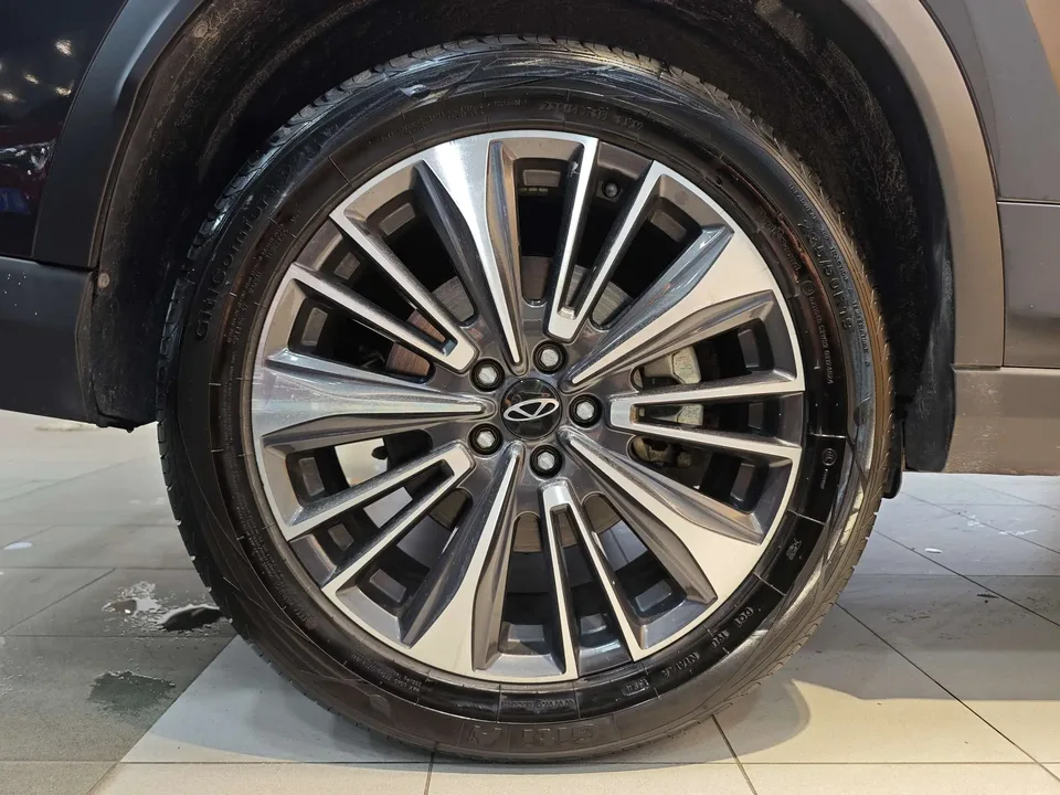 Chery Tiggo 8 PLUS Tiggo 8 PLUS 2024 Champion Edition Kunpeng 290TGDI DCT Luxury Edition 7-seater 2024 — миниатюра 5
