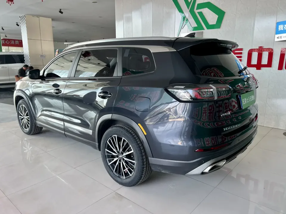 Chery Tiggo 8 PLUS 290TGDI DCT luxury version 2023 — миниатюра 2