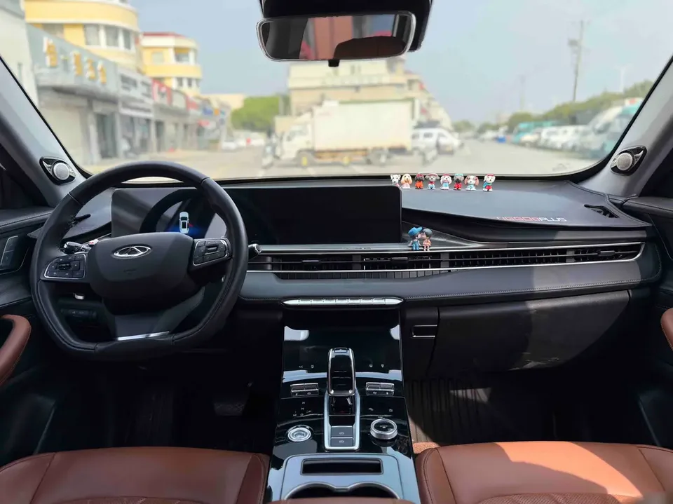 Chery Tiggo 8 PLUS Tiggo 8 PLUS 2022 Kunpeng Edition 390TGDI DCT Luxury Edition 2022 — миниатюра 4