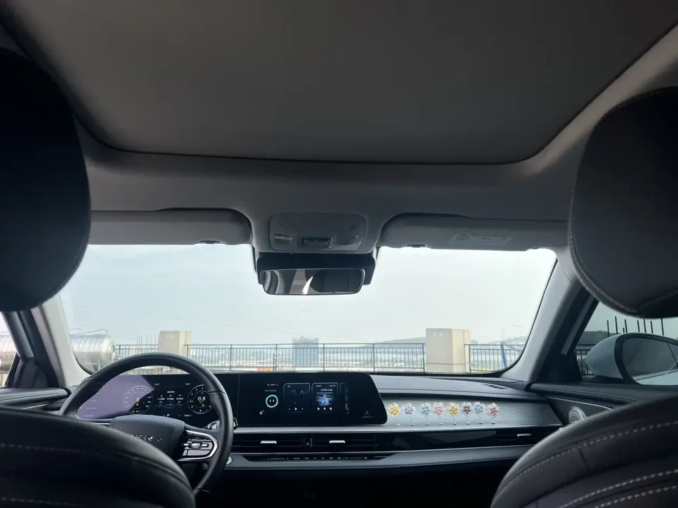 Chery Arrizo 8 1.6TGDI DCT Intelligent 2024 — миниатюра 3