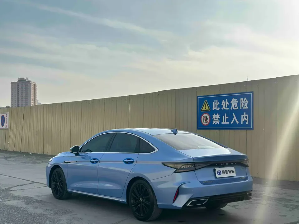 Chery Arrizo 8 1.6TGDI DCT 2023 — миниатюра 4