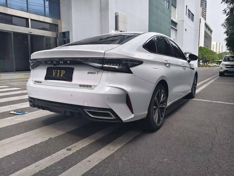 Chery Arrizo 8 1.6TGDI DCT Elegant 2022 — миниатюра 2