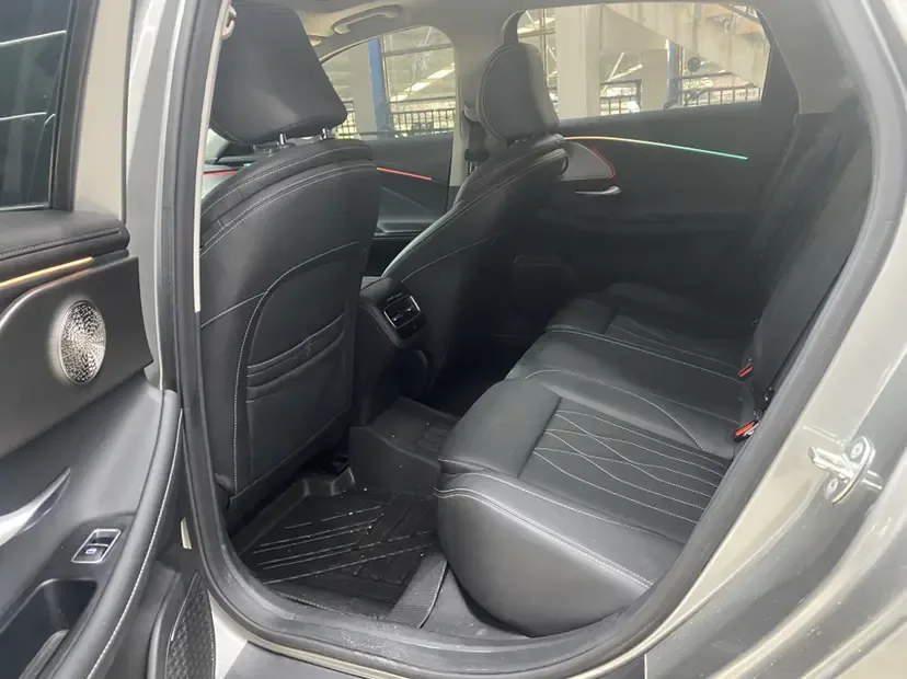 Chery Arrizo 8 1.6TGDI DCT Excellence Edition 2024 — миниатюра 3
