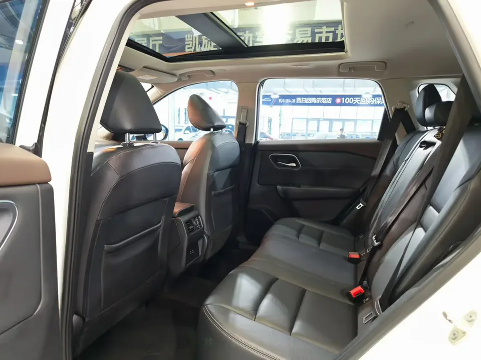 Nissan X-Trail VC-Turbo 300 CVT 2WD Deluxe Edition 2022 — миниатюра 3