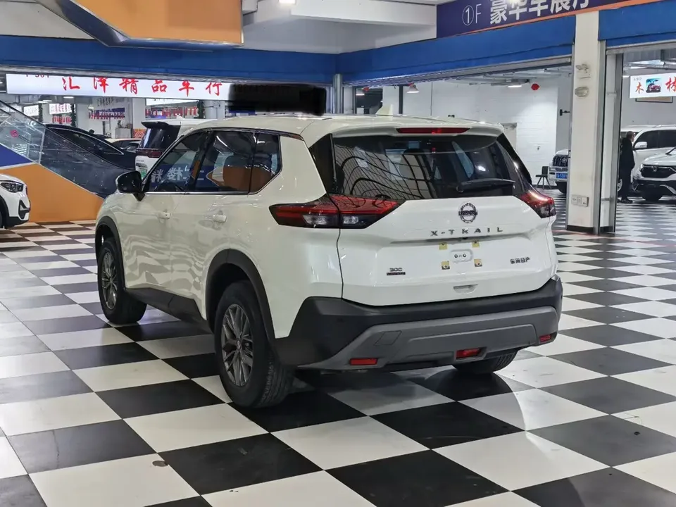 Nissan X-Trail VC-Turbo 300 CVT 2WD Deluxe Edition 2022 — миниатюра 4