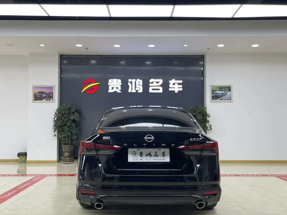 Nissan Altima Teana 2.0L XL-TLS Enjoy Edition 2023 — миниатюра 4
