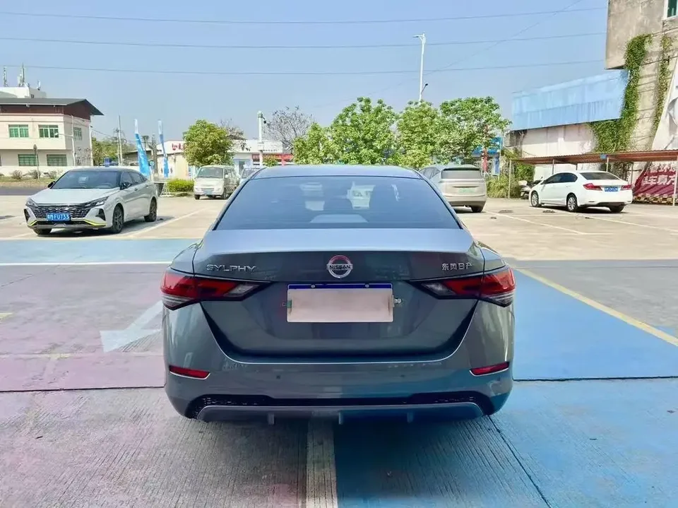 Nissan Sylphy Sylphy 2023 Modified 1.6L CVT Enjoy Edition 2023 — thumbnail 2
