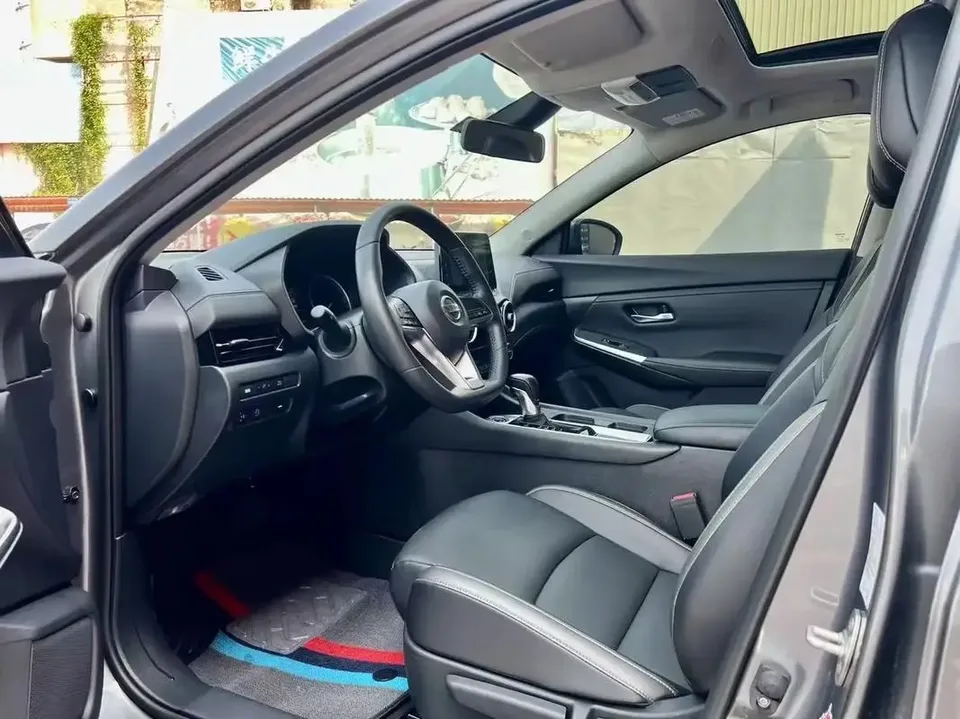Nissan Sylphy Sylphy 2023 Modified 1.6L CVT Enjoy Edition 2023 — thumbnail 5