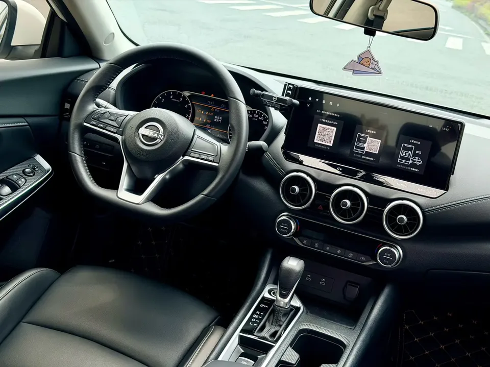 Nissan Sylphy 1.6L CVT Enjoy Edition 2024 — миниатюра 3