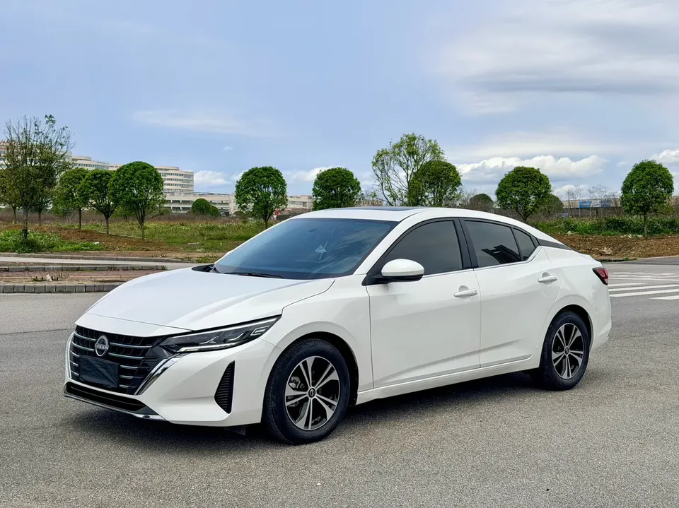 Nissan Sylphy 1.6L CVT Enjoy Edition 2024 — фото 1, купить с доставкой в Москву