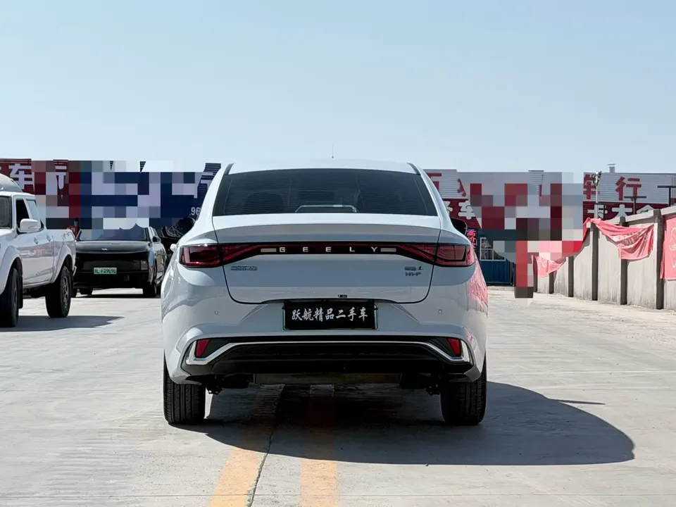 Geely Emgrand L HiP Emgrand L HiP 2024 1.5TD-DHT Pro Champion Edition 100KM Excellence 2024 — thumbnail 2