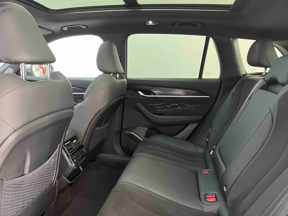 Geely Monjaro Xingyue L 2024 2.0TD High Power Automatic 2WD Skyline Edition 2024 — миниатюра 3