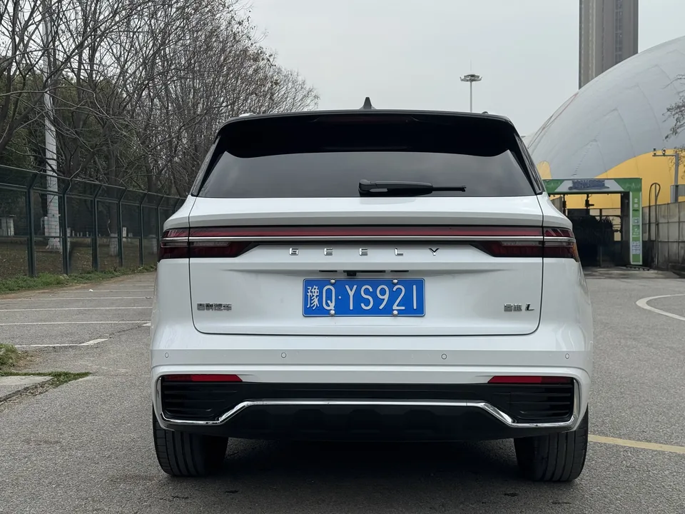 Geely Monjaro Xingyue L 2024 2.0TD High Power Automatic 2WD Skyline Edition 2024 — миниатюра 2