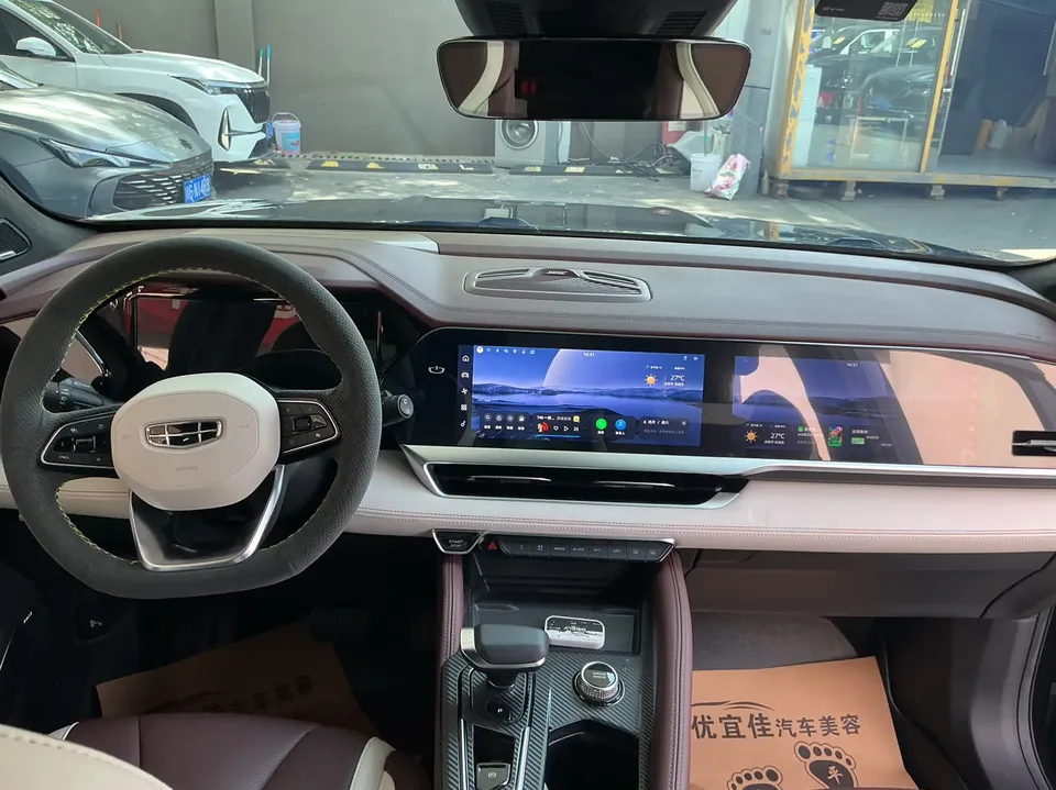 Geely Monjaro 2.0TD DCT EVO 2WD Smart Edition 2023 — миниатюра 5