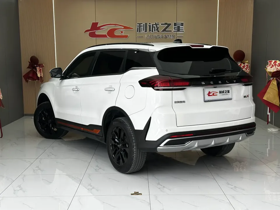 Geely Atlas Boyue 2022 Boyue X 1.8TD DCT Smart 2022 — миниатюра 4