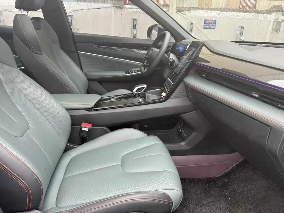 Geely Atlas 1.5TD Zhizun Edition 2024 — миниатюра 5