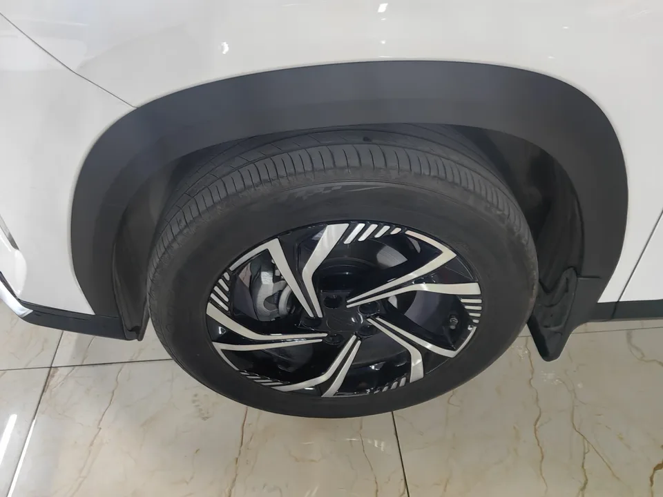 Geely Atlas 1.5TD Smart Link + 2025 — миниатюра 5