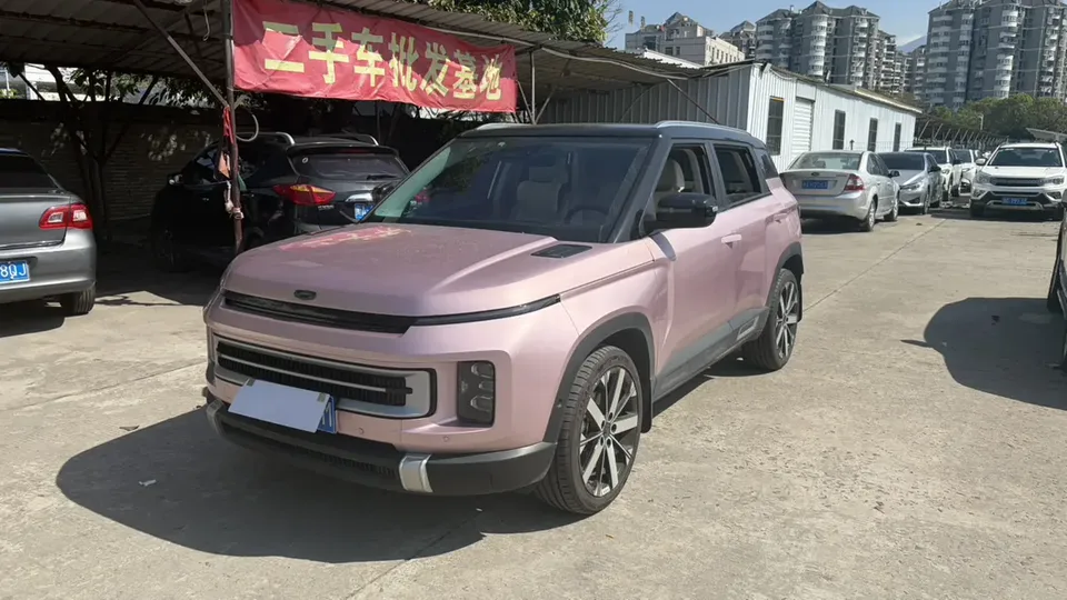 Geely ICON 2023
