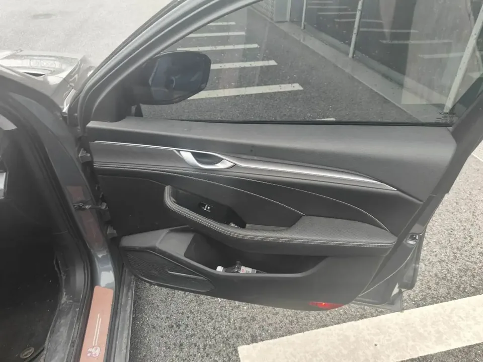 Geely Xing Rui 2.0T luxury model+ 2022 — миниатюра 5