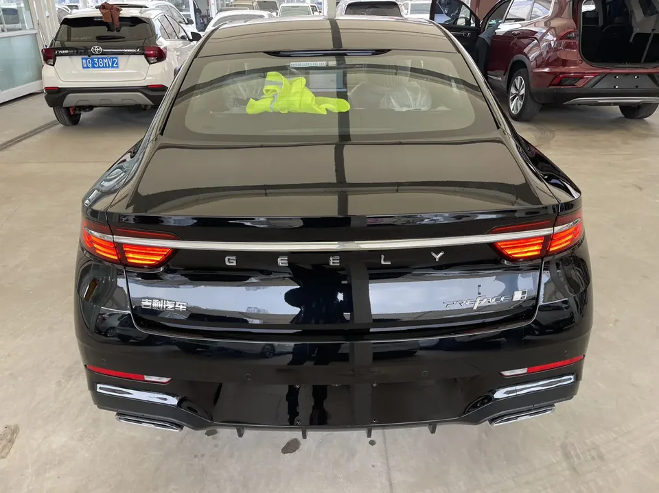 Geely Xingrui Xingrui 2026 1.5T Dongfang Yao Fuyao Edition 2026 — миниатюра 2