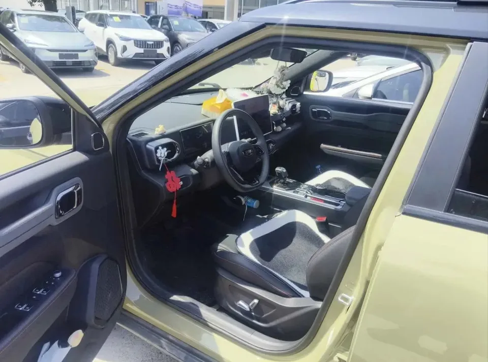 Geely Cowboy Cowboy 2025 1.5TD Wild Edition 2024 — миниатюра 2