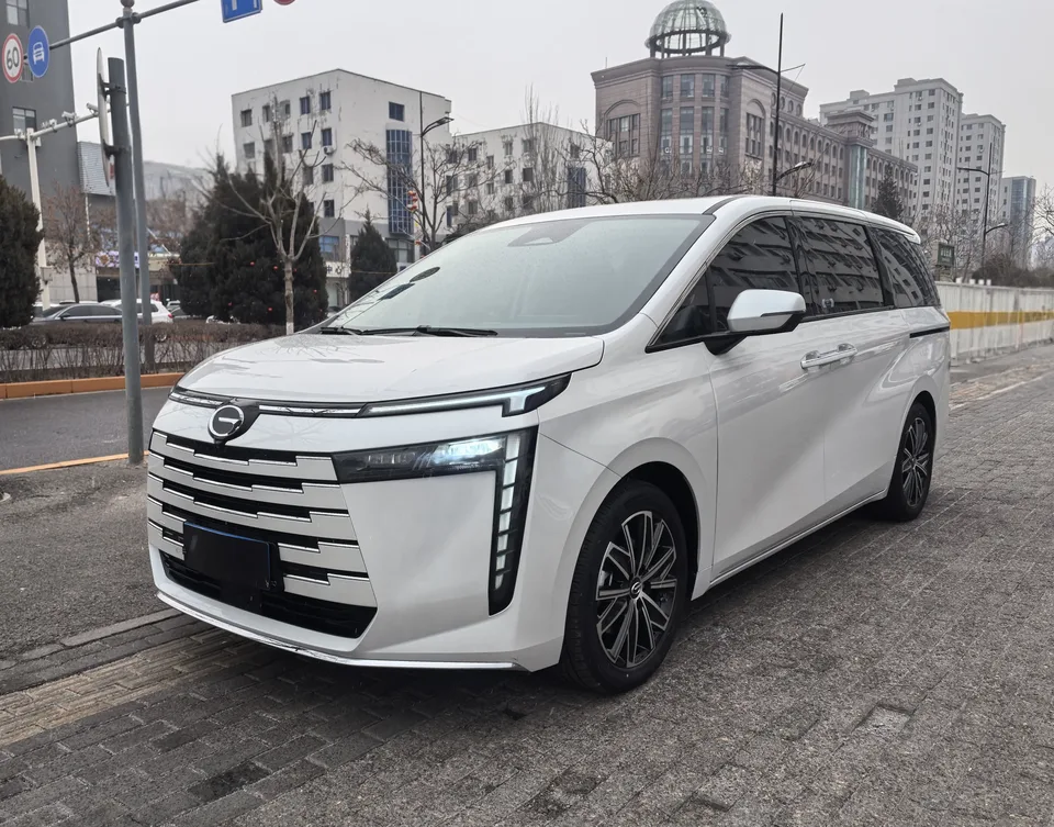 GAC Trumpchi E8 2025