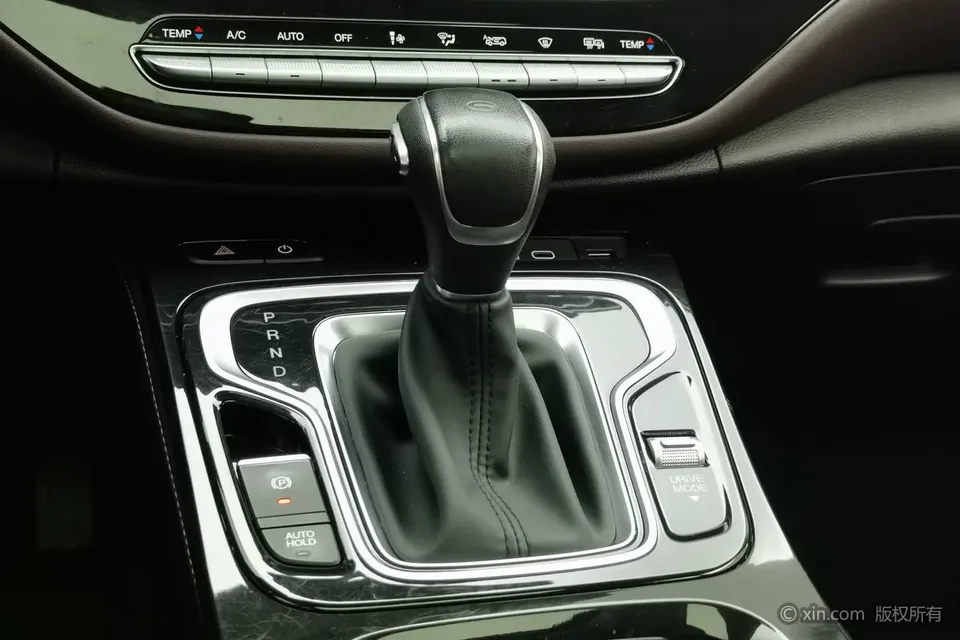 GAC Trumpchi M6 Trumpchi M6 2023 PRO 270T WDCT Luxury Edition 2024 — миниатюра 2