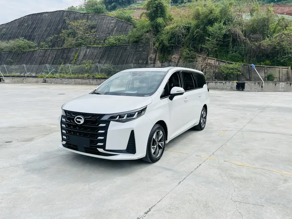 GAC Trumpchi M6 2023