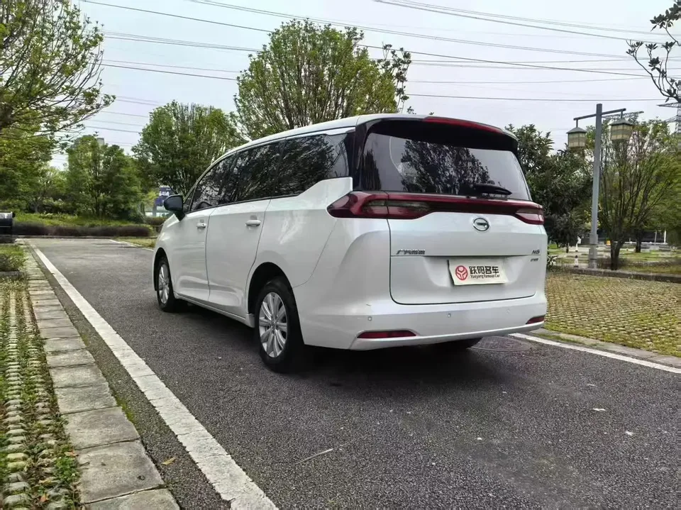 GAC Trumpchi M6 Trumpchi M6 2021 270T automatic elite version 7 seats 2023 — миниатюра 4
