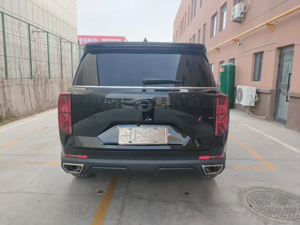 GAC Trumpchi GS8 Trumpchi GS8 2025 Trumpchi GS8 2025 Pilot Series 2.0TGDI 4WD 5-seater Luxury Edition 2025 — thumbnail 2