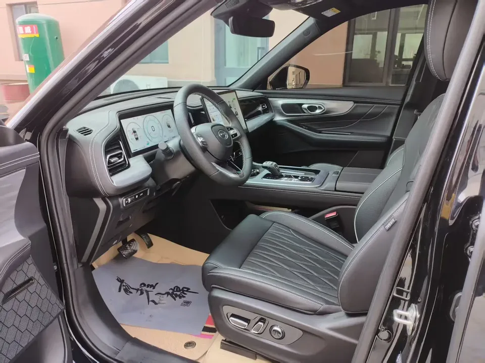 GAC Trumpchi GS8 Trumpchi GS8 2025 Trumpchi GS8 2025 Pilot Series 2.0TGDI 4WD 5-seater Luxury Edition 2025 — thumbnail 5