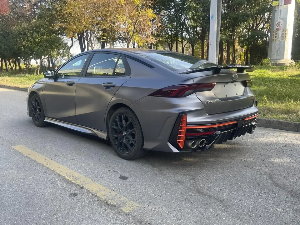 GAC Trumpchi Shadow Leopard 270T J16 R-Style Track Edition 2023 — миниатюра 2